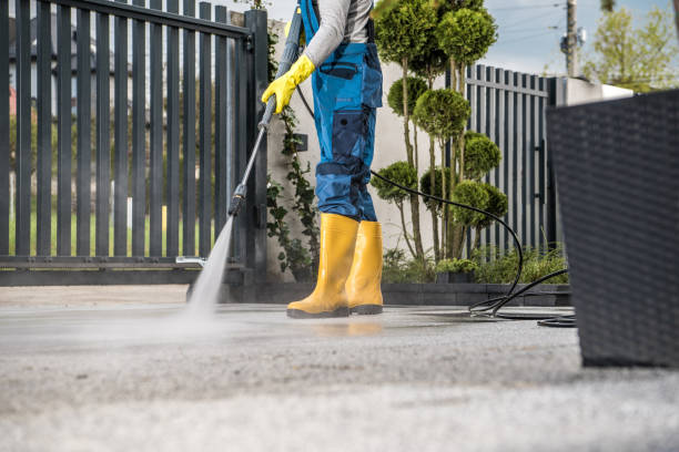 Best Commercial Pressure Washing  in Lathrup Village, MI